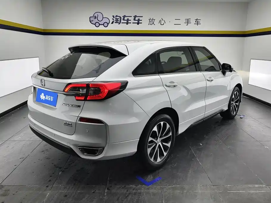 Honda Avancier — миниатюра 3