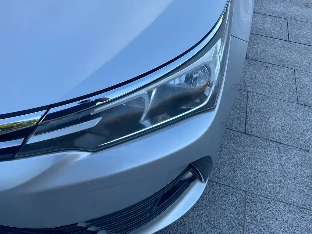 Toyota Corolla — миниатюра 5