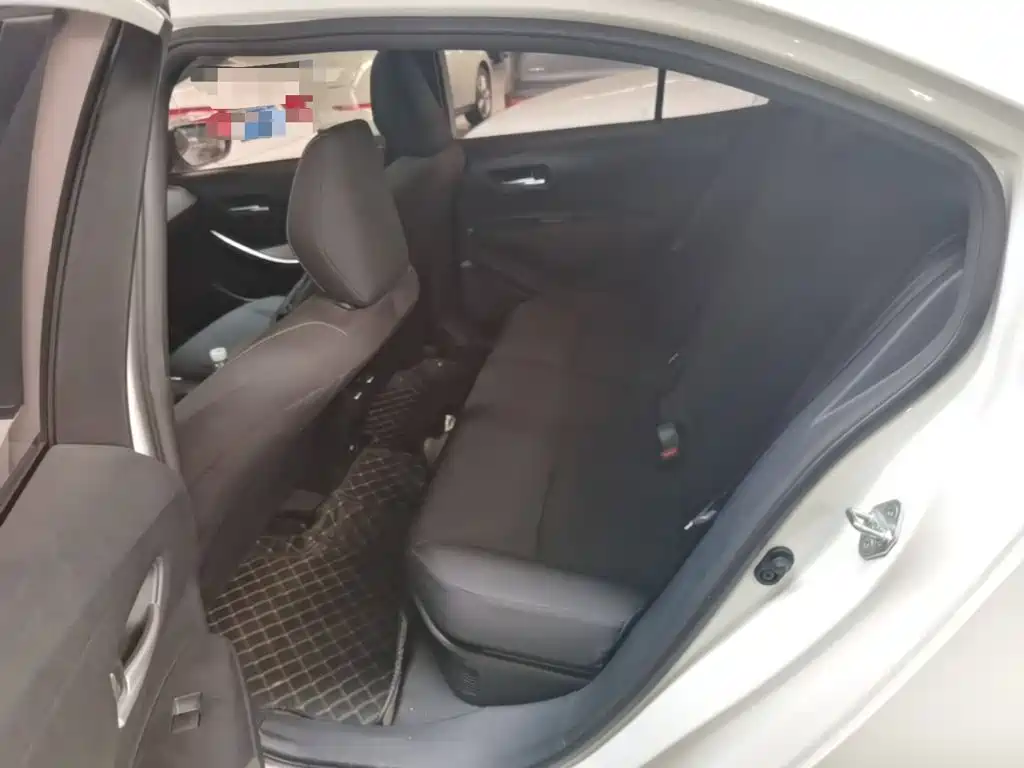 Toyota Corolla — миниатюра 17