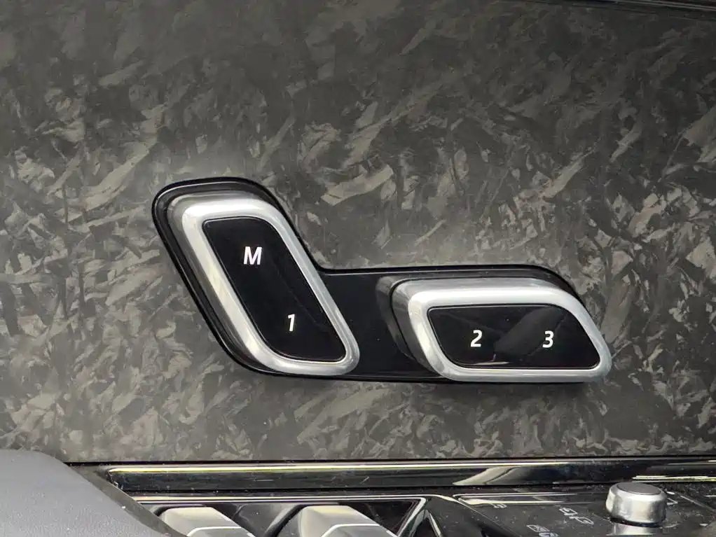 Land Rover Sport PHEV — миниатюра 19