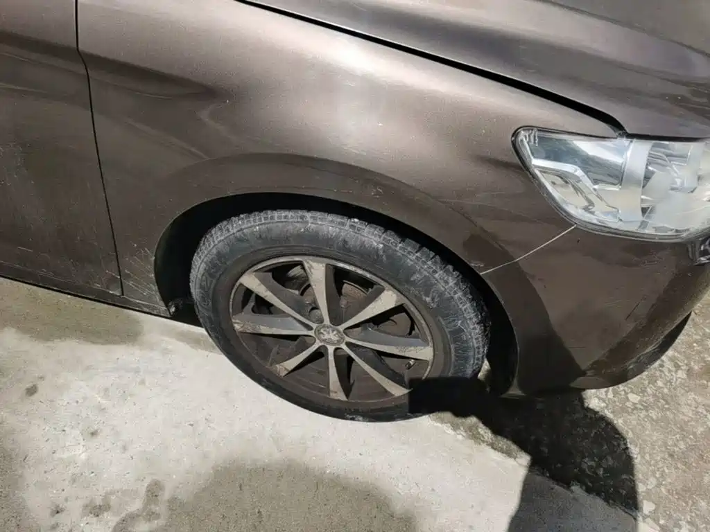 Peugeot 301 — миниатюра 12
