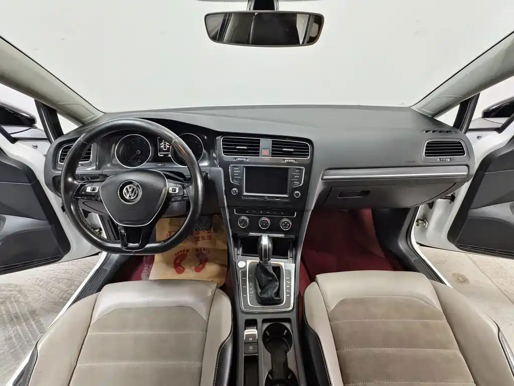 Volkswagen Golf — миниатюра 9