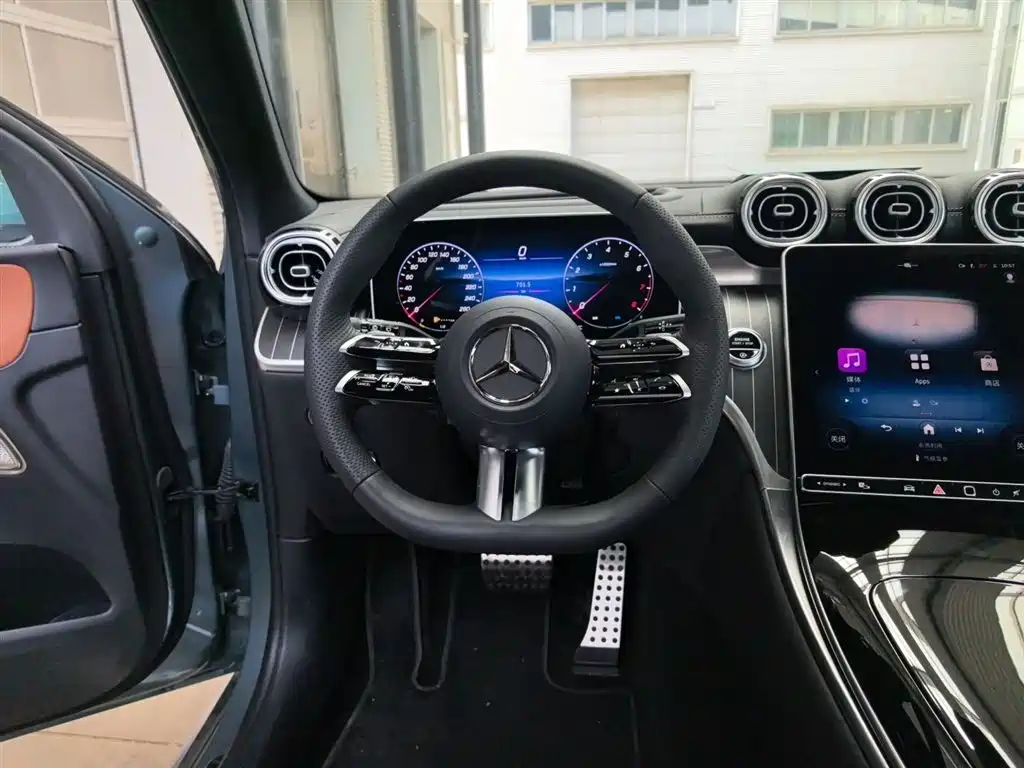 Mercedes-Benz GLC 2025 GLC 300 L 4MATIC Luxury 5 мест