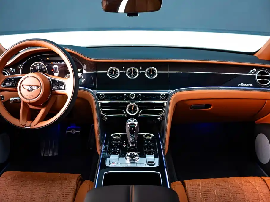Bentley Flying Spur — миниатюра 9