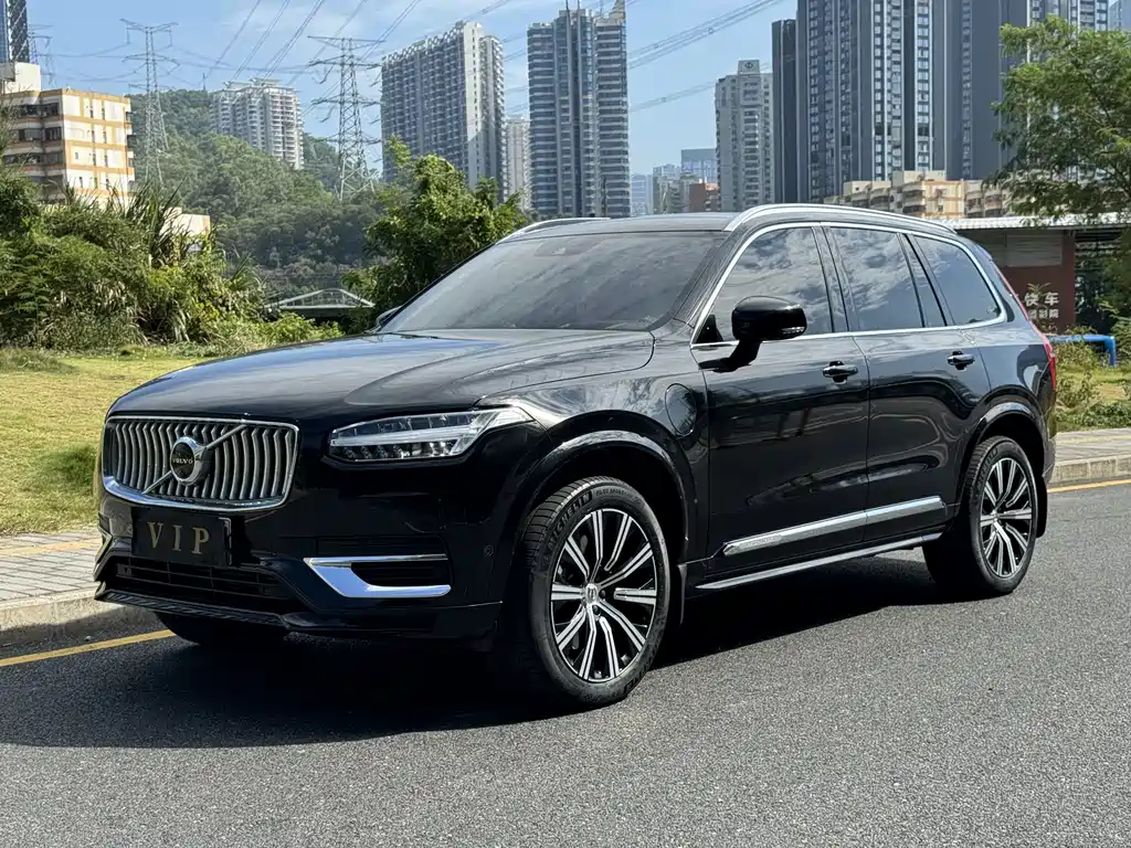 VOLVO XC90 PLUG IN HYBRID