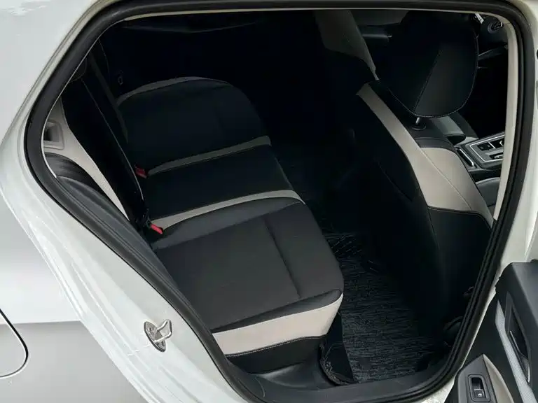 Volkswagen Golf — миниатюра 15