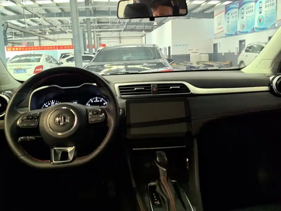 MG ZS — миниатюра 12