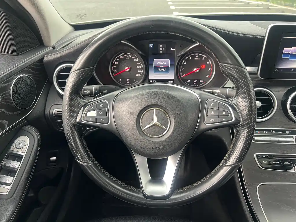 Mercedes-Benz C-Class — миниатюра 18
