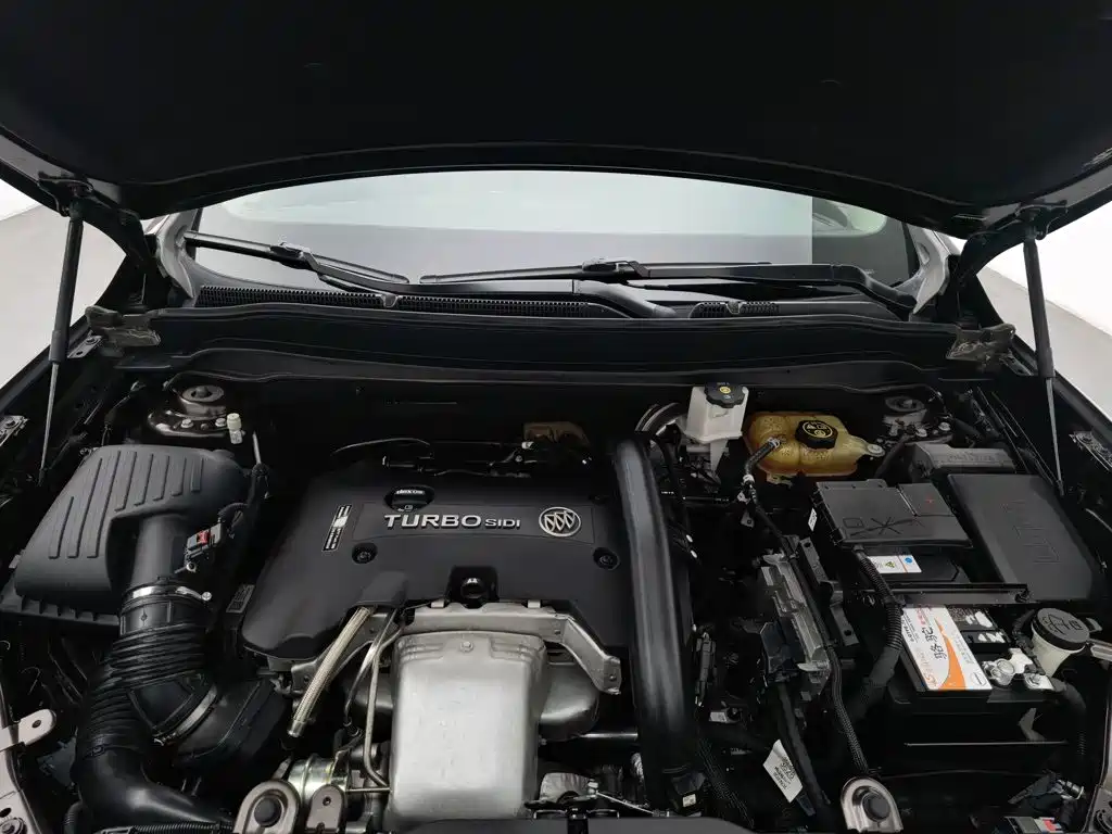 Buick Envision Plus — миниатюра 6
