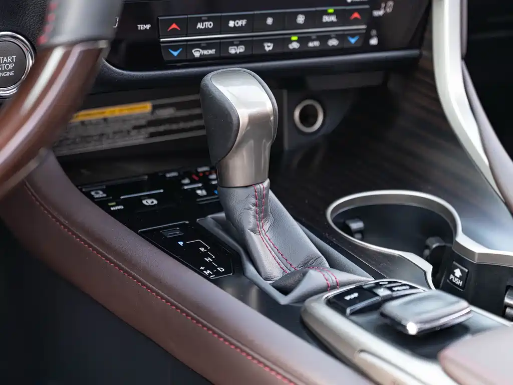 Lexus RX — миниатюра 15