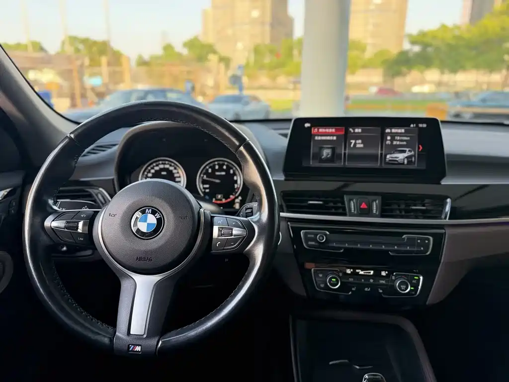 BMW X1 — миниатюра 11