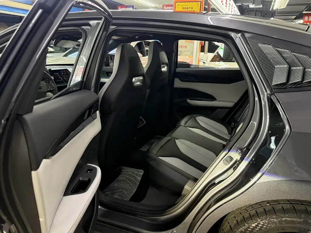Changan UNI-V iDD — миниатюра 8