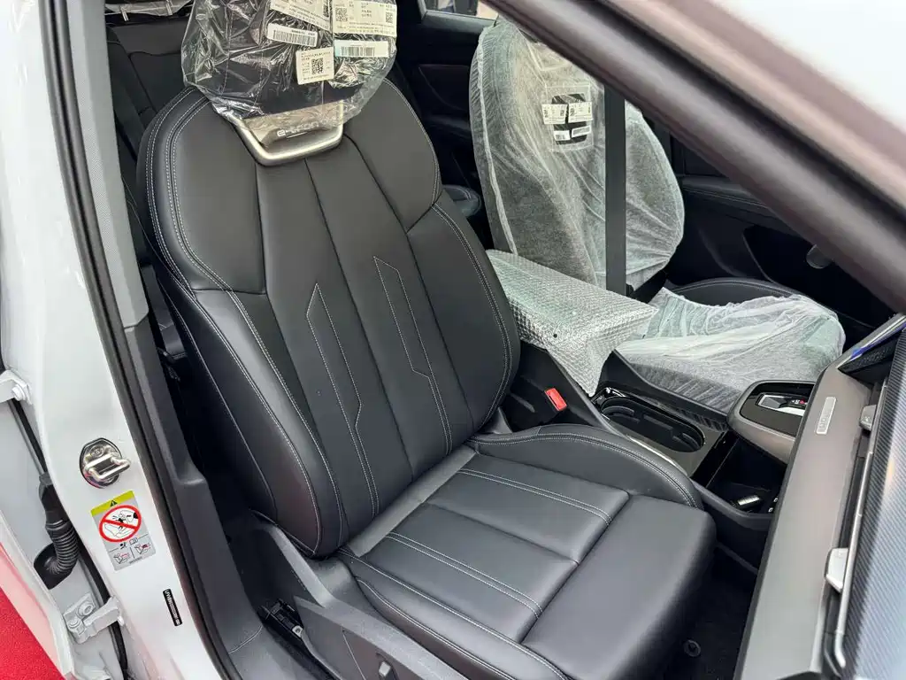 Audi Q4 e-tron — миниатюра 30
