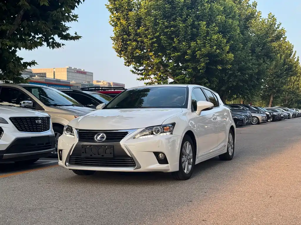 Lexus CT