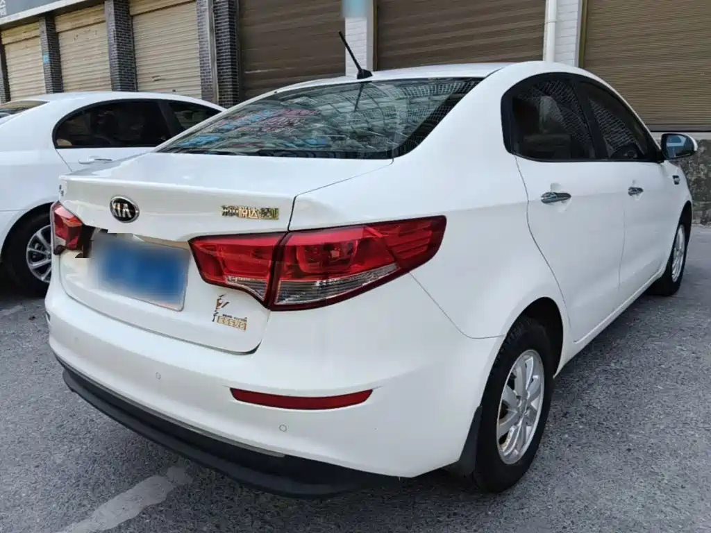 Kia K2 — миниатюра 7