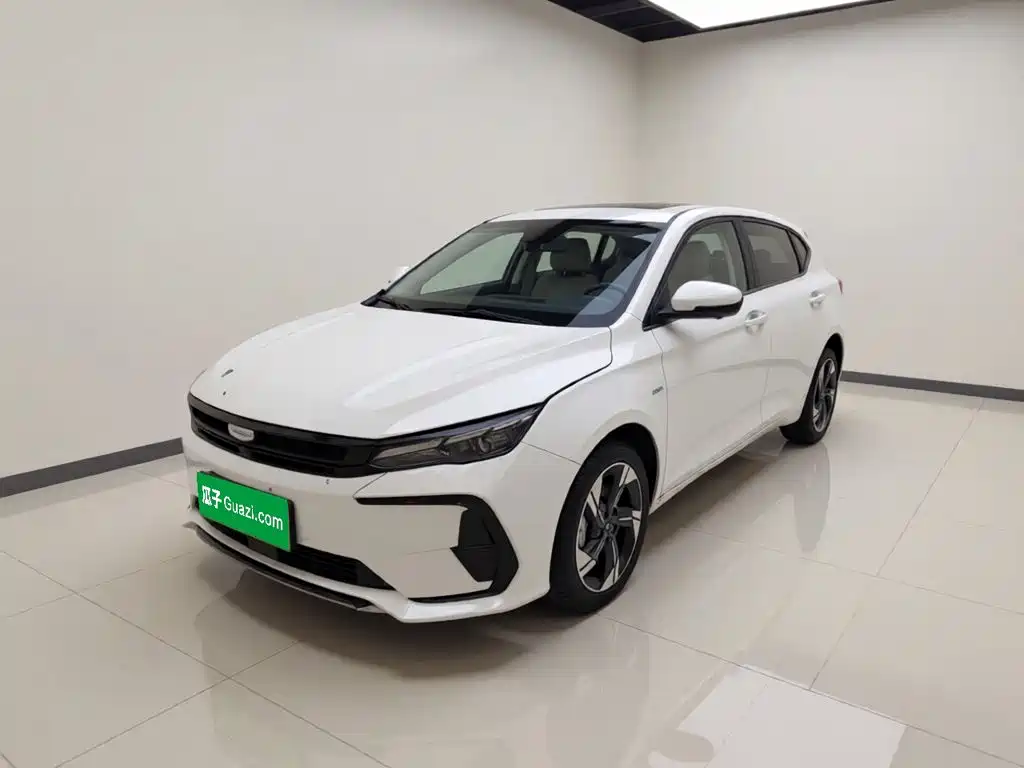 Geely L HiP