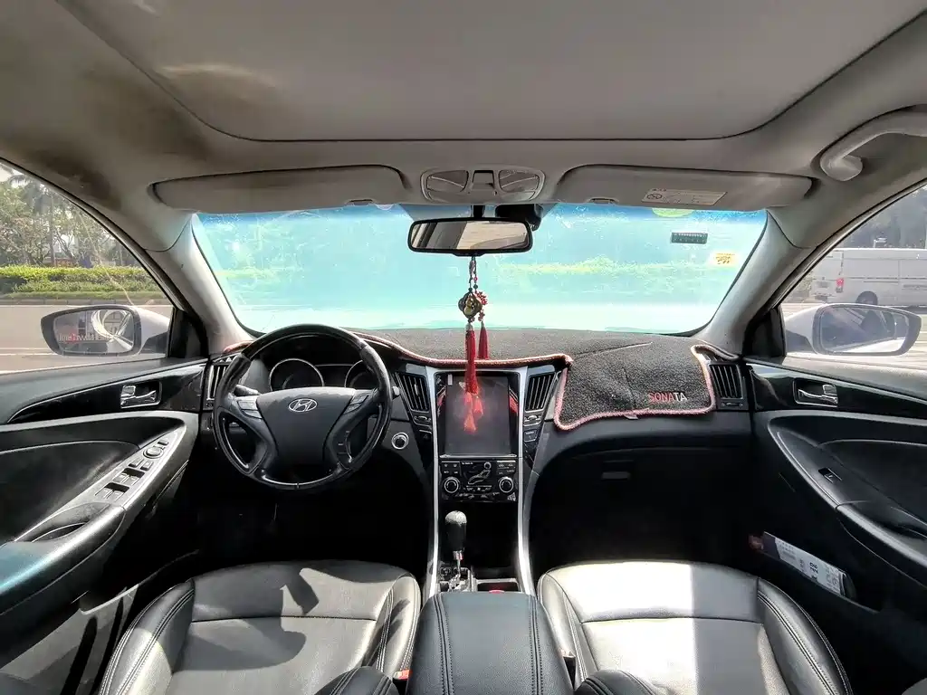 Hyundai Sonata — миниатюра 5