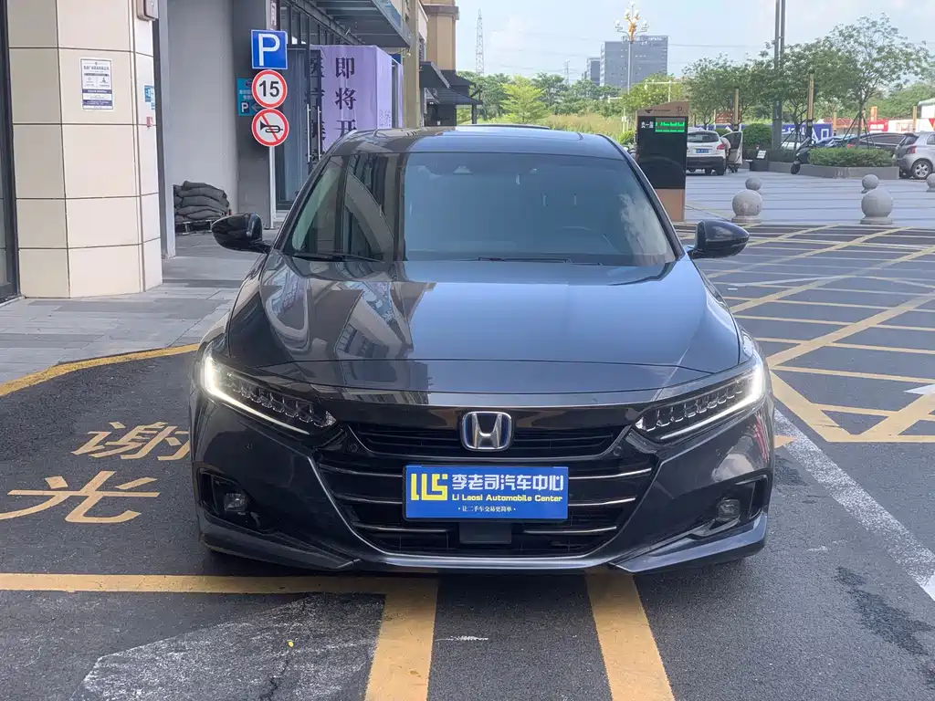 Honda Accord — миниатюра 2