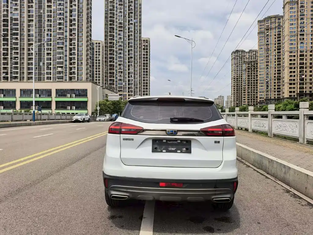 Geely Boyue — миниатюра 9