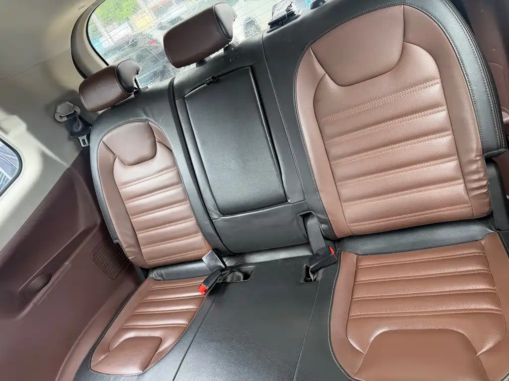 Dongfeng SX6 2016 1.6L CVT Premium