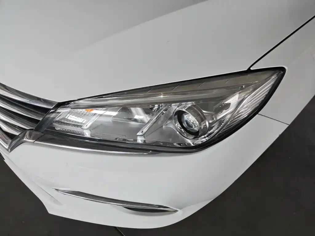Roewe 360 — миниатюра 24
