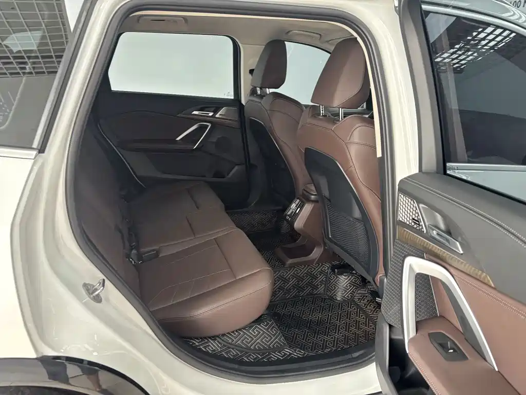 BMW X1 — миниатюра 23