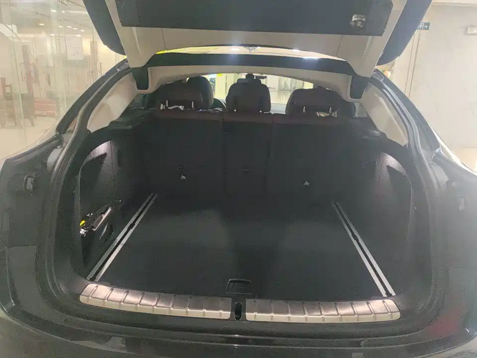 BMW X4 — миниатюра 8