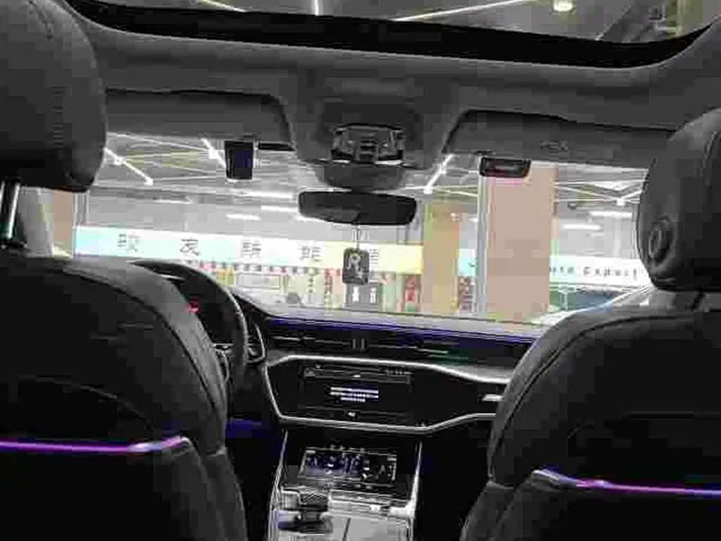 Audi A7L — миниатюра 11