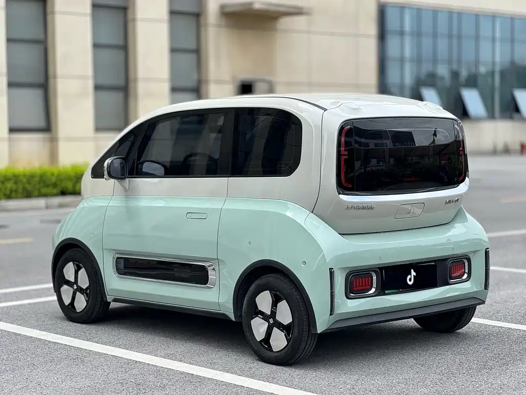 Baojun Kiwi EV