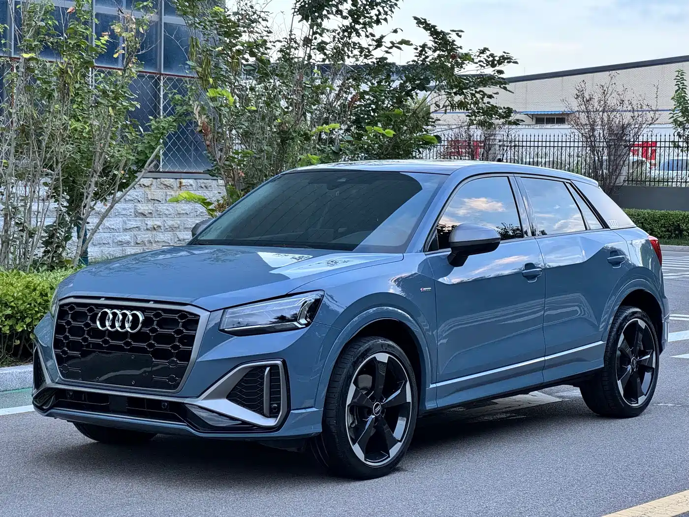 奥迪Q2L 2022款 35 TFSI RS套件燃速型 2022