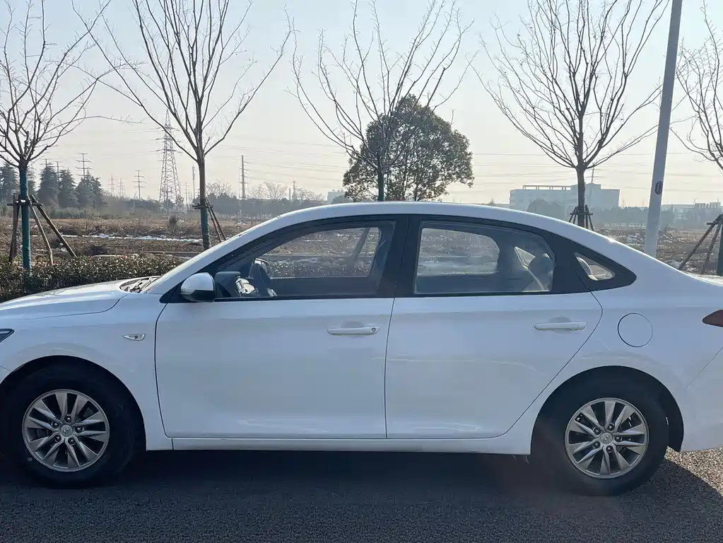 HYUNDAI YUEDONG