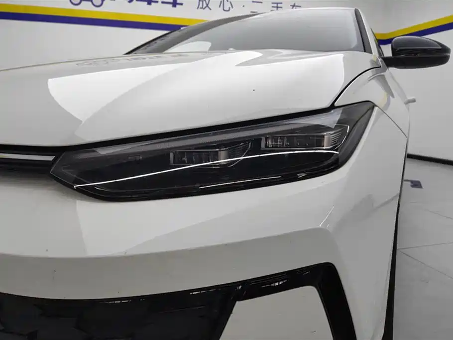 Volkswagen Lavida 2026 Pro 300TSI