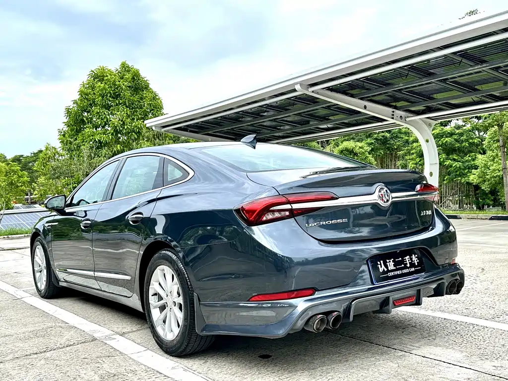 Buick LaCrosse — миниатюра 8