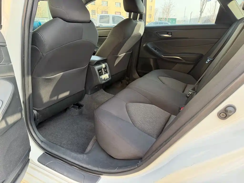 Toyota Avalon 2.0L Luxury Edition, фото 5