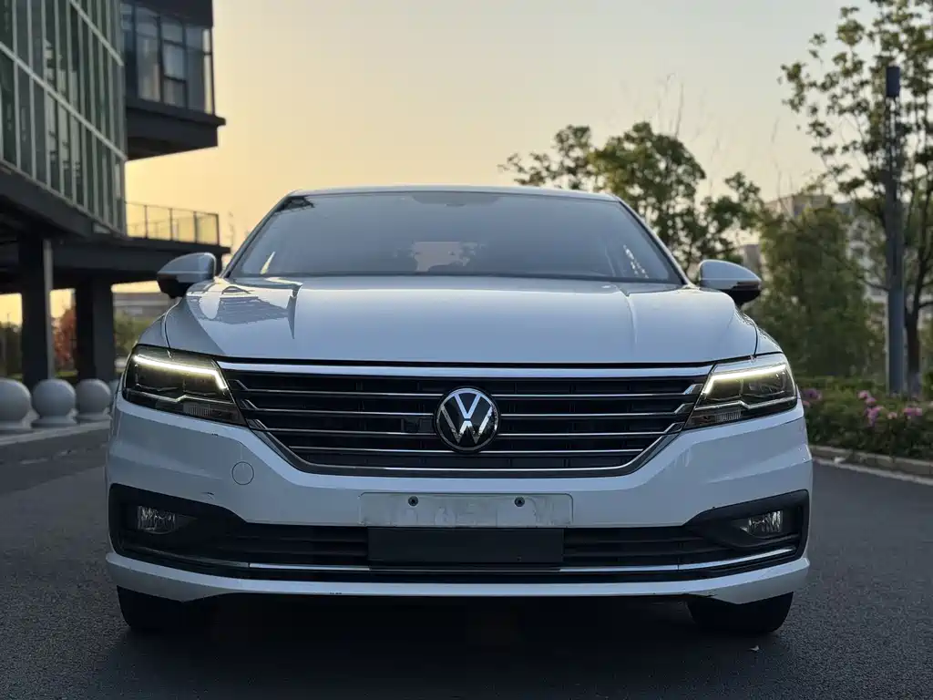Volkswagen Lavida 2021 1.5L AT