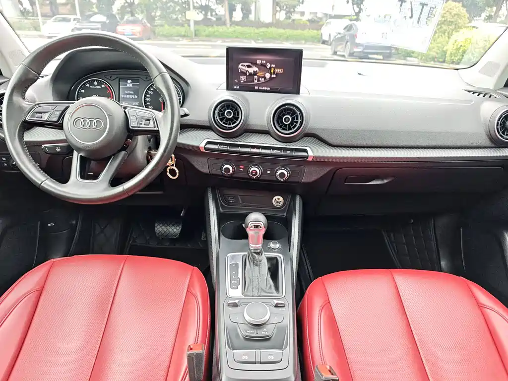 Audi Q2L — миниатюра 9