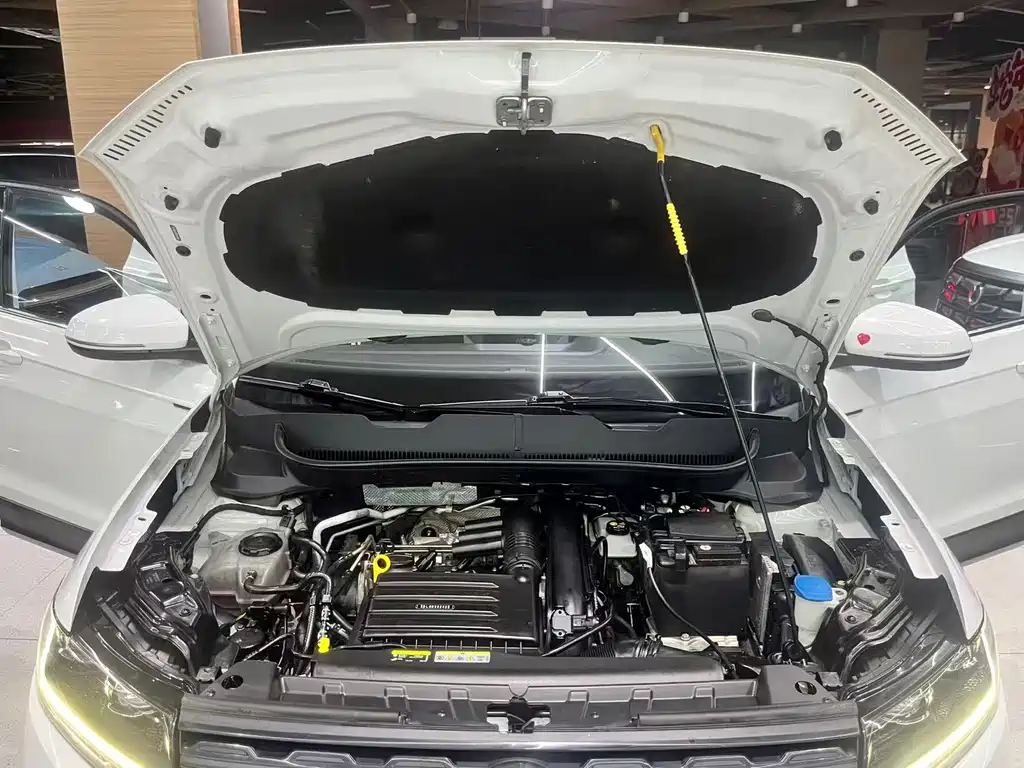 VOLKSWAGEN EXPLORING THE SHADOW