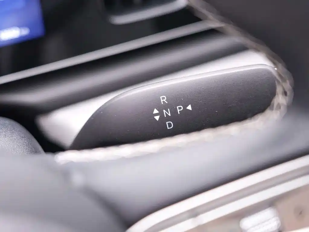 BYD Sealion 05 EV — миниатюра 14