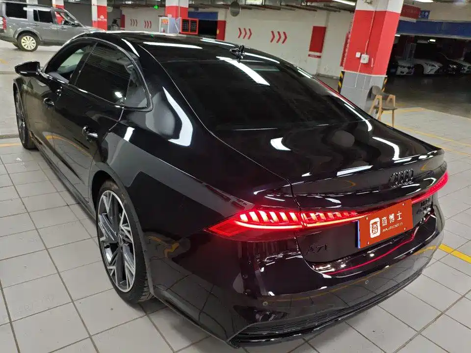 Audi A7L — миниатюра 9