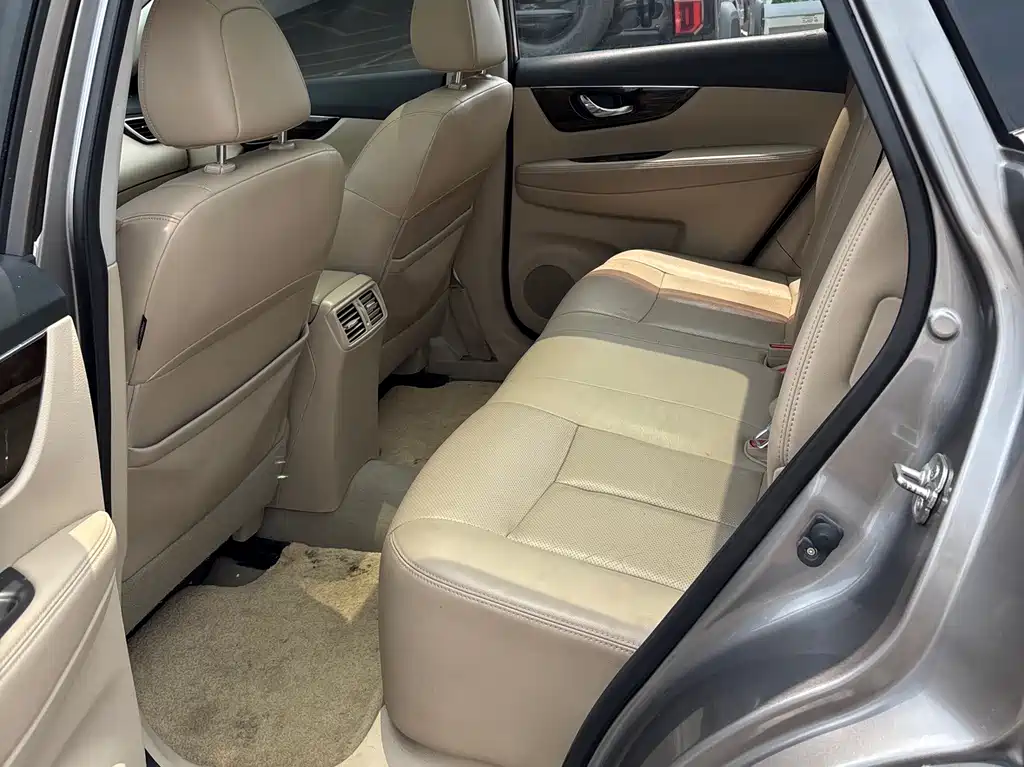 Nissan X-Trail 2014 2.5L CVT 4WD