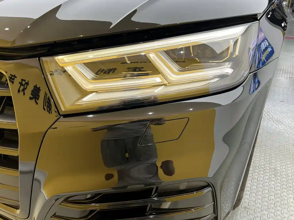 Audi Q5L — миниатюра 8