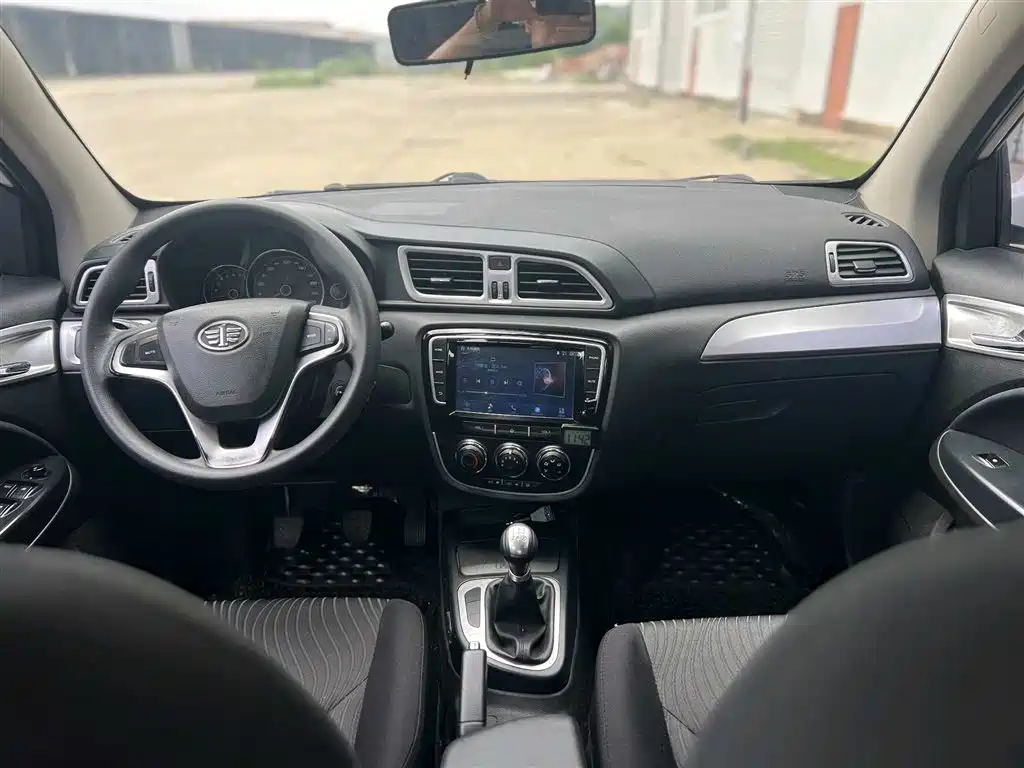 FAW D60 2016 1.5L MT
