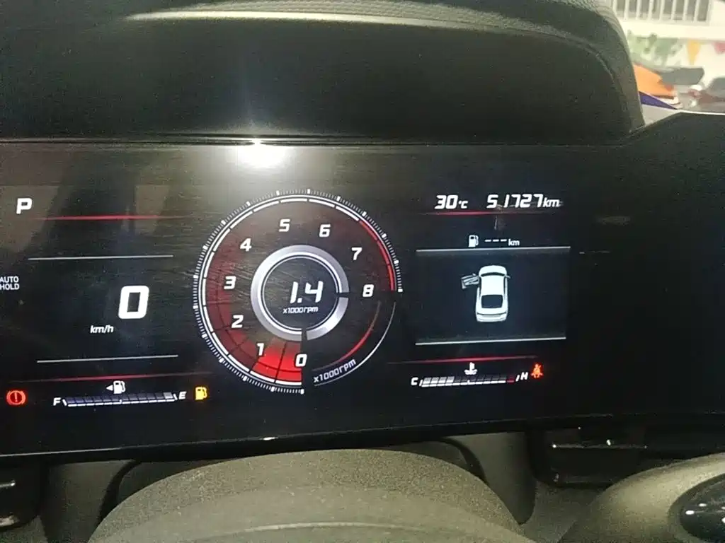 Hyundai Elantra — миниатюра 12