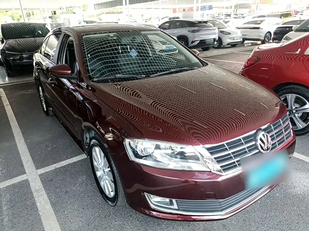 Volkswagen Lavida — миниатюра 4