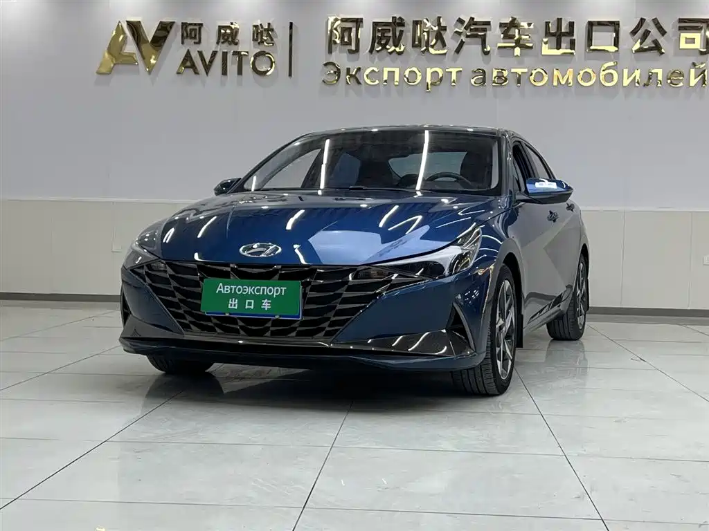 HYUNDAI ELANTRA