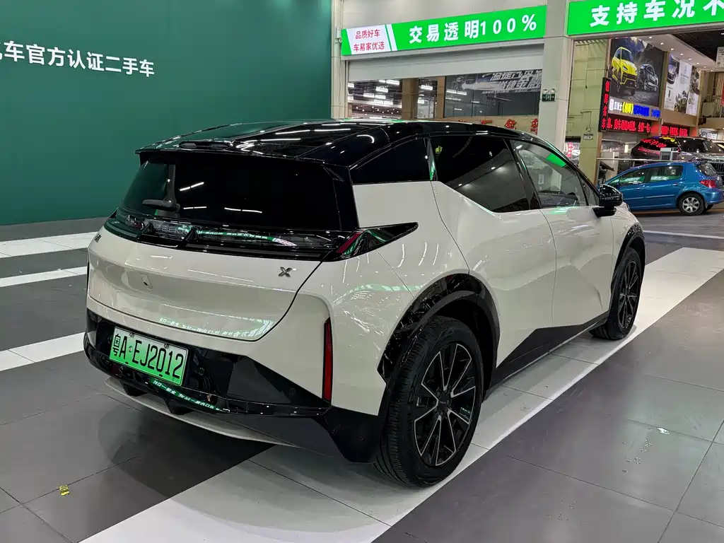 Zeekr X 2025 мест