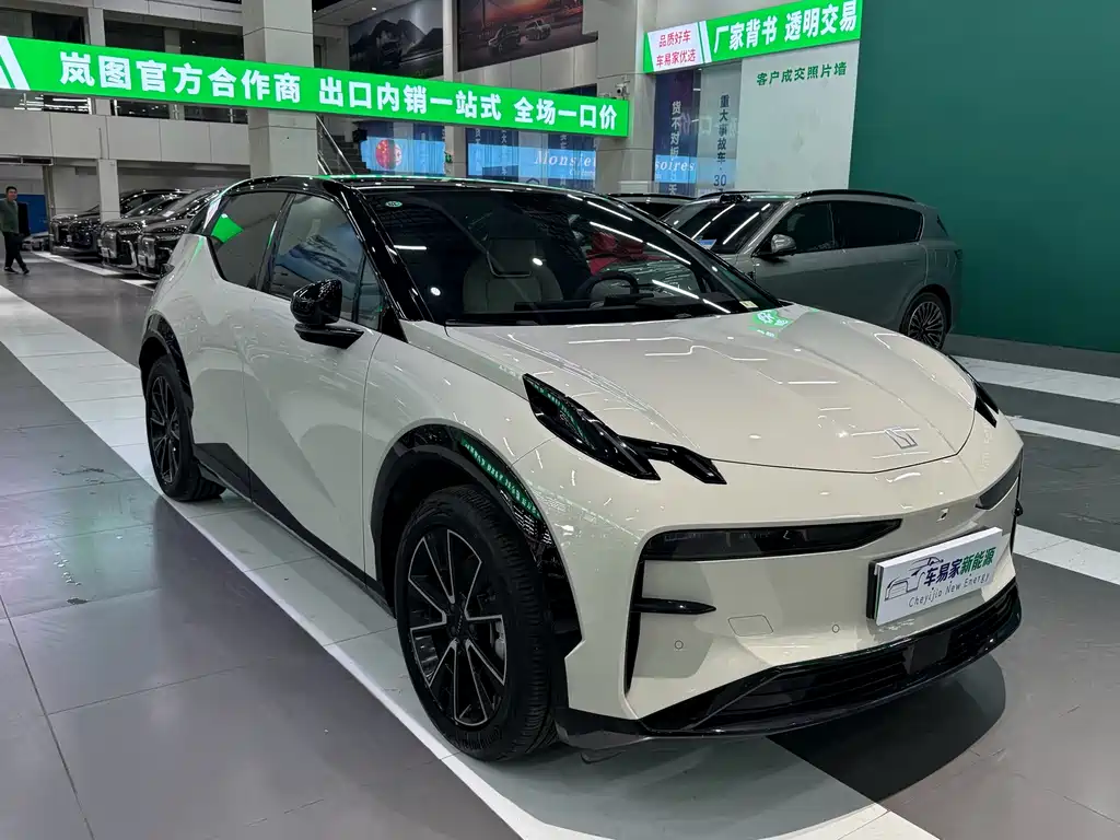 Zeekr X 2025 мест