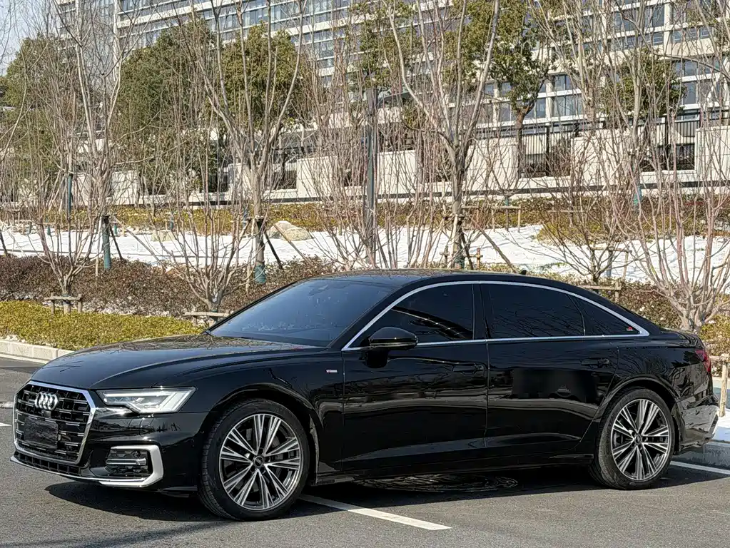 Audi A6L 2020
