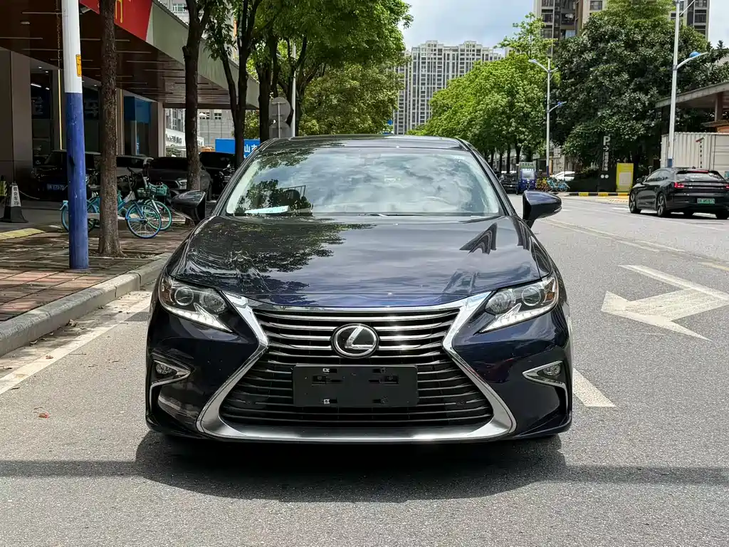 Lexus ES 2015 200 Elite