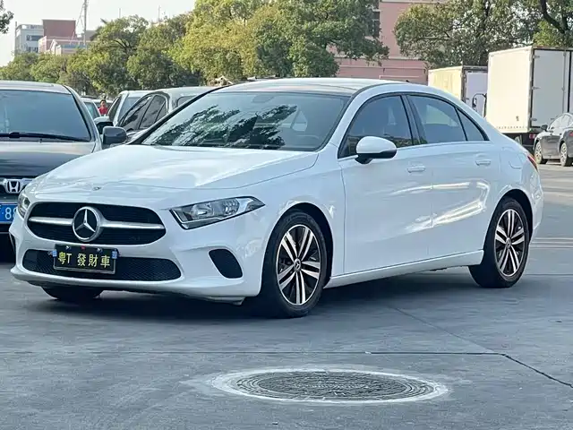 MERCEDES-BENZ A CLASS